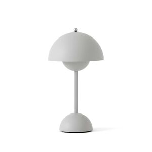 &Tradition & Tradition - Flowerpot Lampe de table rechargeable VP9 avec cable de recharge magnetique, mate, gris clair