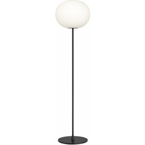 Lampadaire design en verre opalin et acier noir mat 33 x 175 cm Glo-Ball - Flos - Publicité