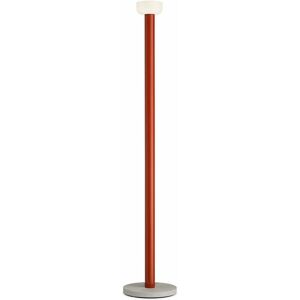 Lampadaire design rouge brique 178 cm Bellhop - Flos - Publicité