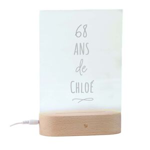 Cadeaux.com Lampe 3D plexi avec message femme 68 ans