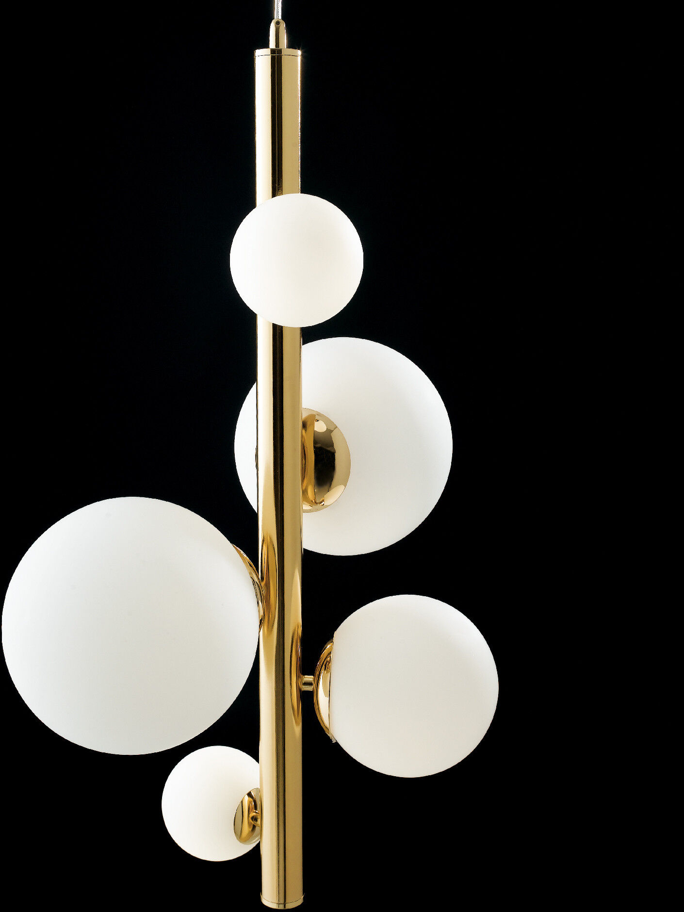 Lampadario Sospensione Hera Class Colore Oro 28W Mis 47 x 72 x 180 cm