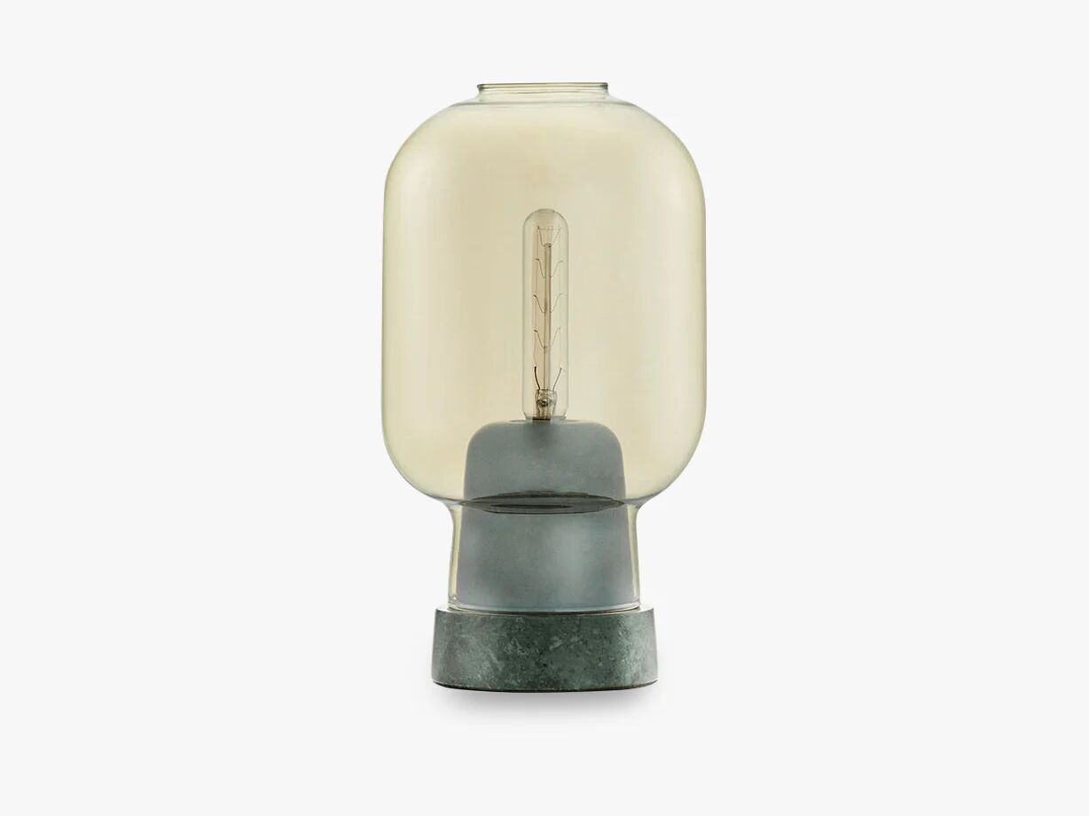 Normann Copenhagen Amp bordlampe, grønn / gull