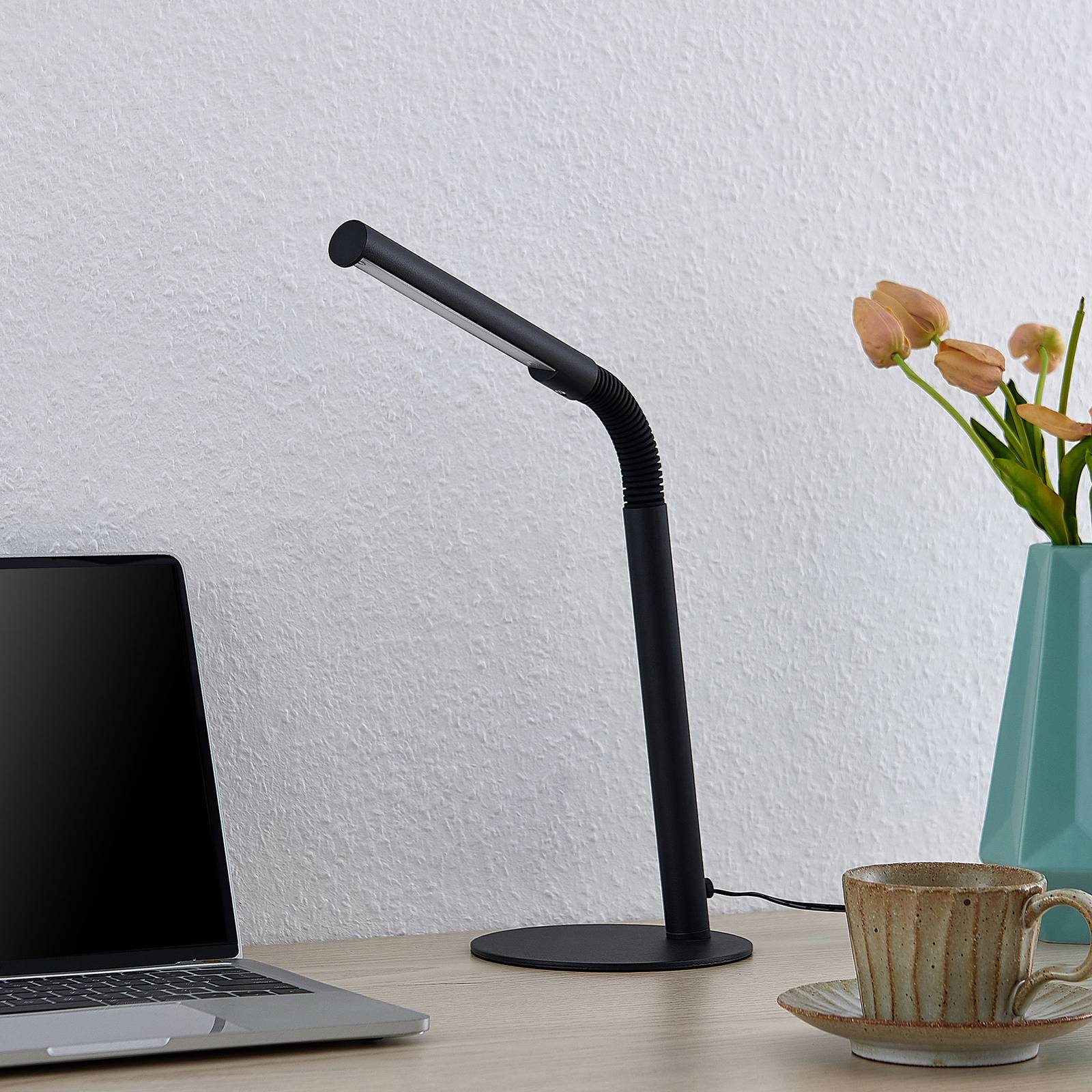 Lindby Romila LED-bordlampe som arbeidslys