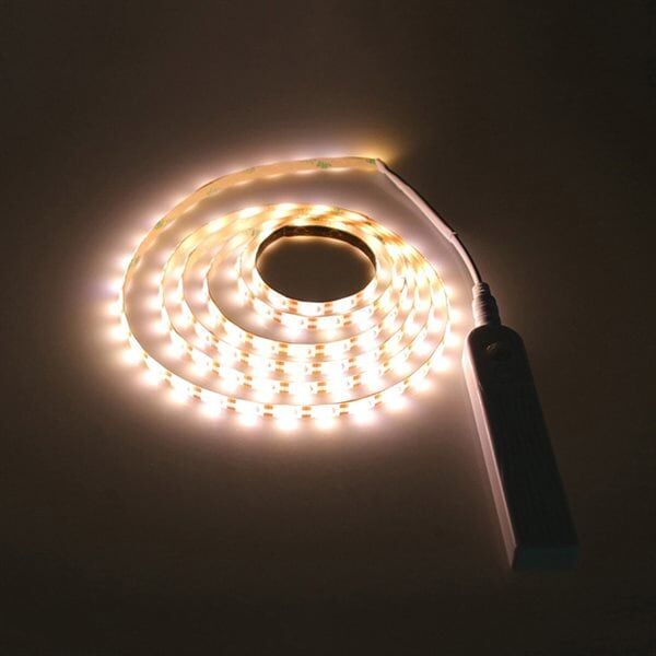 24hshop LED-belysning under møbler Batteri Varmhvit
