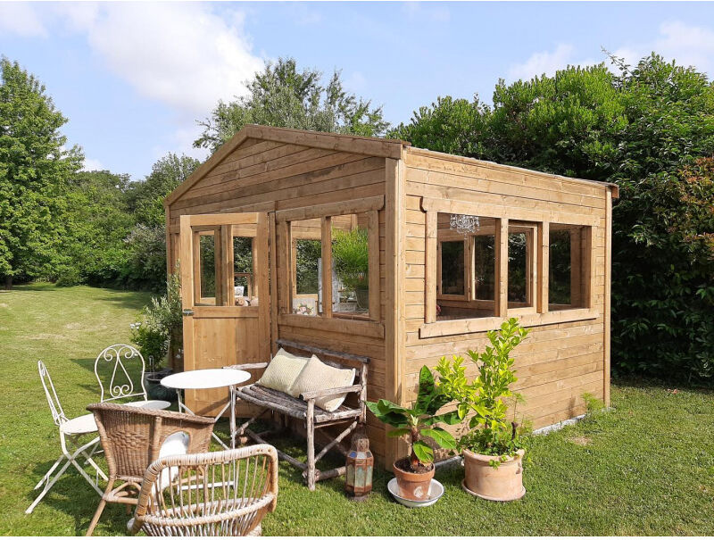 Garage en bois massif épais de 40mm traité et teinté Gardy Shelter