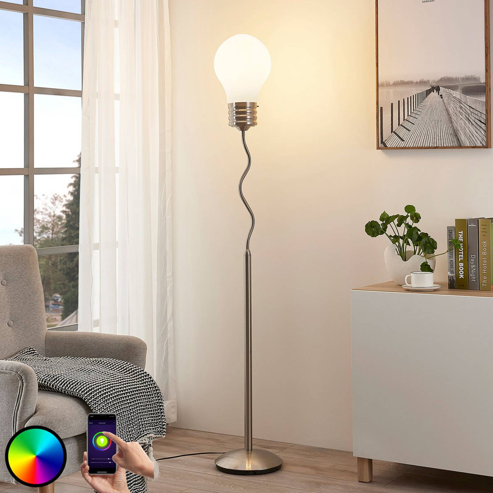 Lindby Smart RGB-LED-gulvlampe Mena