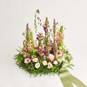 Interflora Elegant lyserød krans med bånd