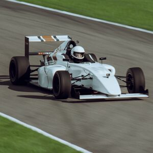 Geschenkidee Formel 4 fahren (für 1 Person)