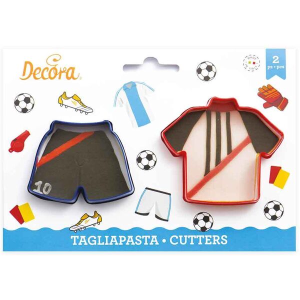 decora set 2 cutter tagliapasta in plastica maglietta e pantaloncino calcio