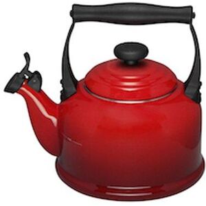 Le Creuset 'Wasserkessel' Wasserkessel Tradition m. Flöte 2,10 L kirschrot