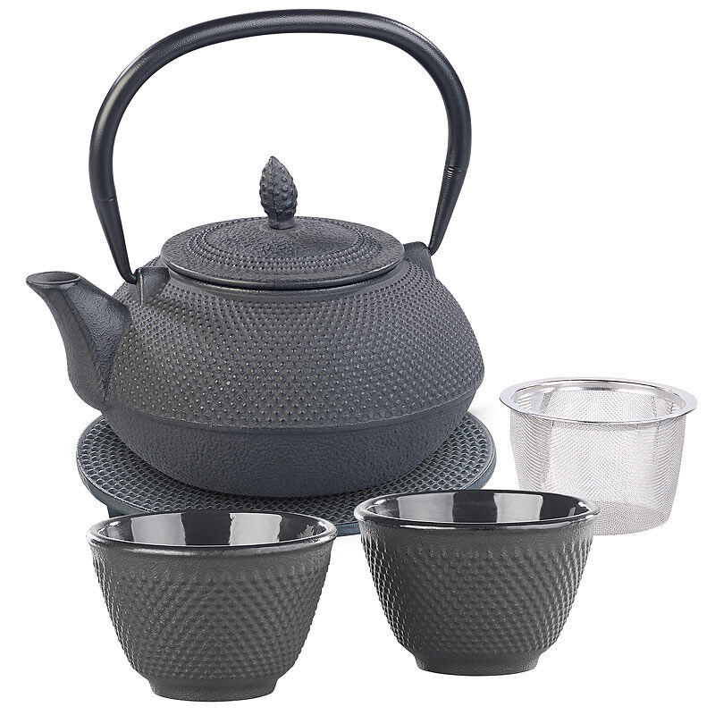 Rosenstein & Söhne Asiatische Teekanne, Untersetzer und 2 Becher aus Gusseisen, schwarz