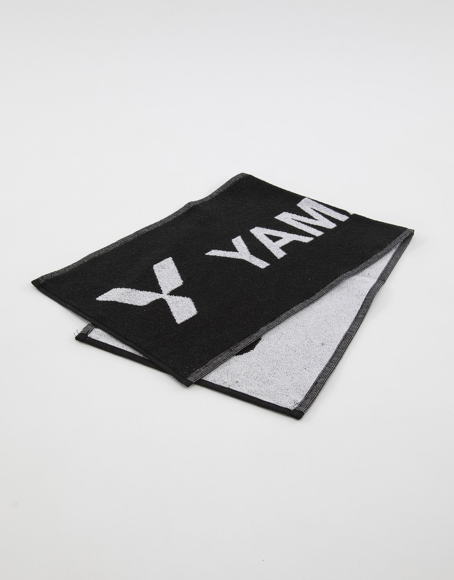 YAMAMOTO OUTFIT Sports Towel Pro Yamamoto® Team Cm 30x90 Colore: Nero