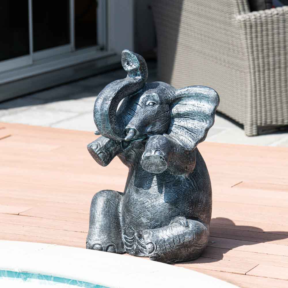 Wanda Collection Statue éléphant patiné gris assis 80 cm