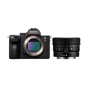 Sony Alpha ILCE-7 III (ILCE7M3) + SEL 40mm f2,5 G   300,00€ Sommer Cashback 1.999,00€ Effektivpreis