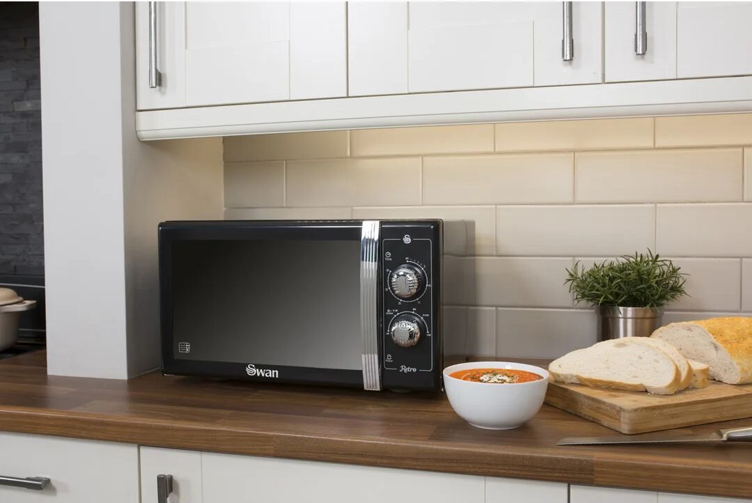 Swan 900w Manual Microwave black 28.0 H x 48.7 W cm