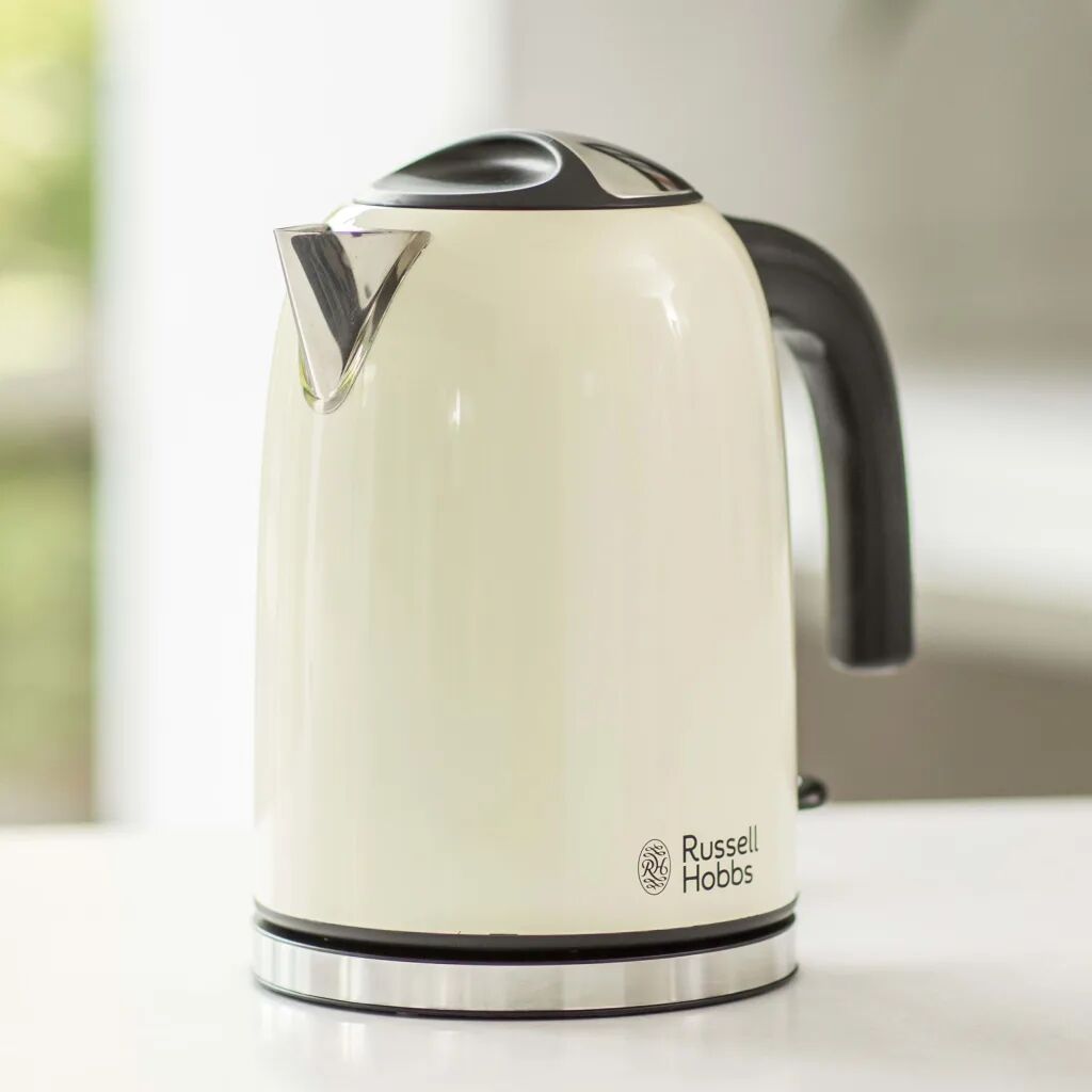 Russell Hobbs Vannkoker Colours Plus klassisk kremhvit 2400 W 1,7 L