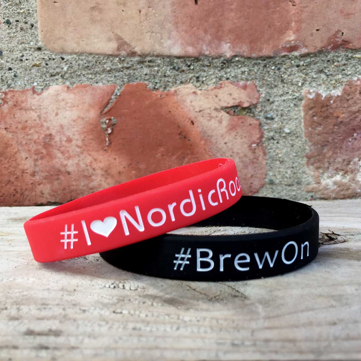 Kaffebox #BrewOn  & #I❤NordicRoast coffee wristbands