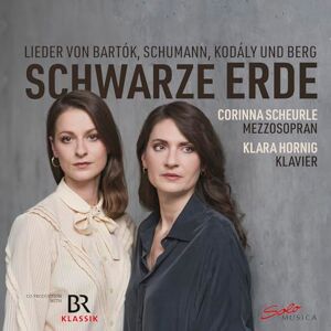 Corinna Scheurle Schwarze Erde