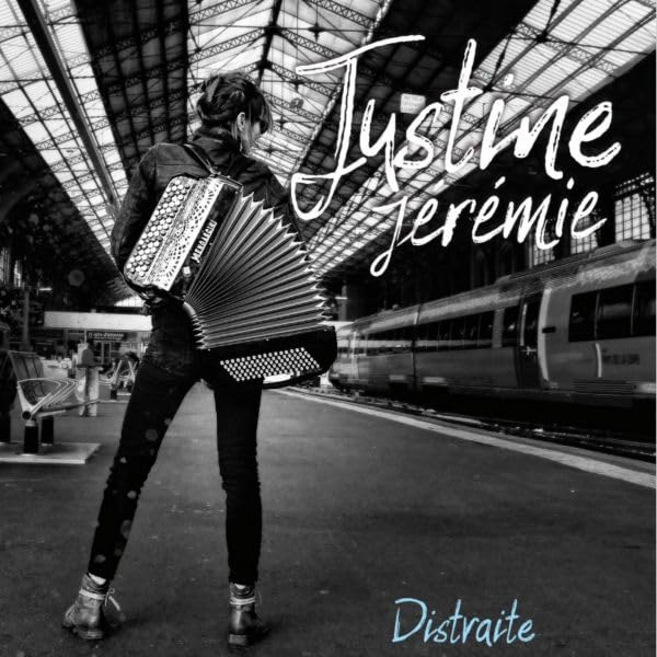 Justine Jeremie Distraite