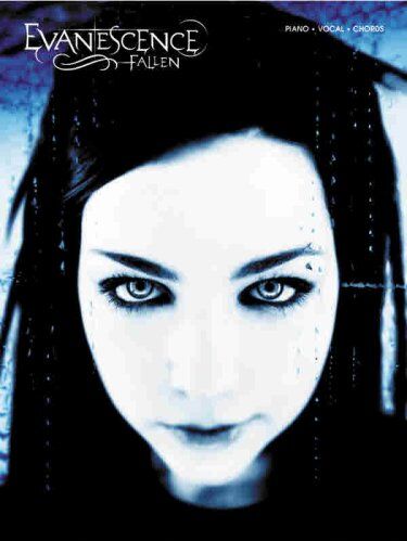 Evanescence - Fallen: Piano/Vocal/Chords: Piano, Vocal and Guitar Arrangement (Pvg) - Preis vom 23.02.2022 05:58:24 h