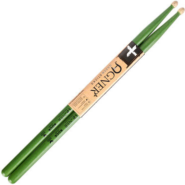 Agner Rock Green Sticks Painted green