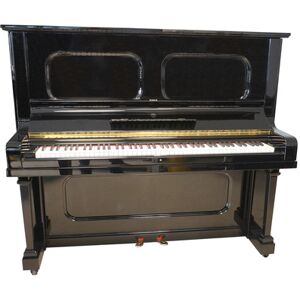 Steinway & Sons Piano I-138