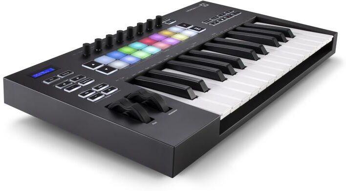 Novation Launchkey 25 MK3