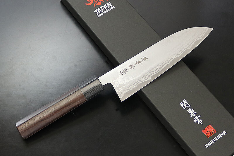 Kanetsune Santoku