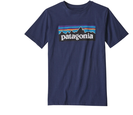 Patagonia Boys' P-6 Logo Organic T-shirt Neo Navy  S (7-8år)