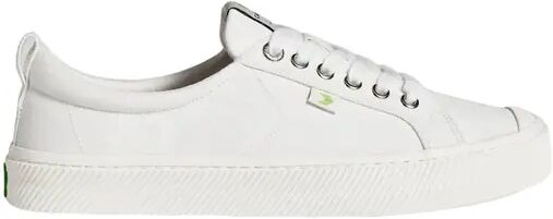 Cariuma OCA Low Shoes (Off White Canvas)