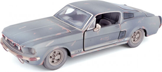 Maisto - Ford Mustang GT 1967 Old Friends 1/24