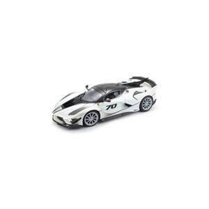 Bburago Voiture Ferrari FXX K Evo 1/18eme - Blanc - Publicité