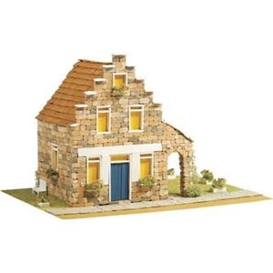 GENERIQUE Maquette maison country 9 domus kits - Publicité