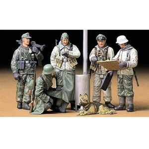 Tamiya Soldats Allemands Au Rapport - 1/35e - - Publicité