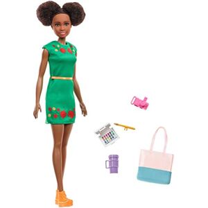 Barbie Voyage poupée Nikki aux Cheveux Bruns coiffés en Chignon avec 5 Accessoires, Jouet pour Enfant, GBH92 - Publicité