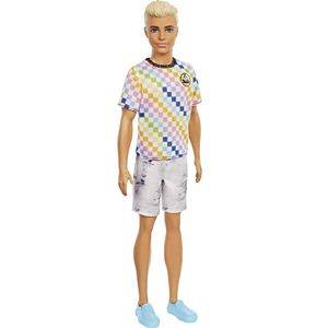 Barbie Poupée Ken Fashionistas T-Shirt Carreaux - Publicité