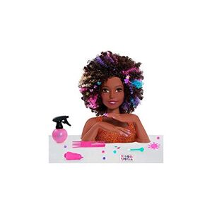 Barbie , Tête à coiffer Affro Style, 27 Accessoires de Coiffure Inclus, Son Maquillage Change de Couleur, Jouet pour Enfants dès 3 Ans, GIOCHI PREZIOSI, BAR34 - Publicité