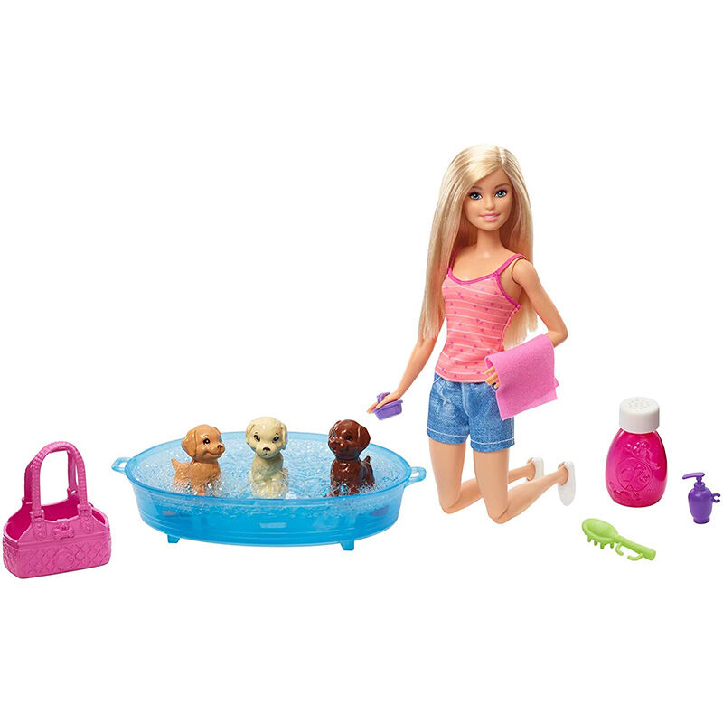 Barbie Lekesett Med 3 Hunder