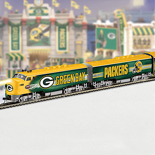 Hawthorne Village Green Bay Packers Electric Train With Lighted Locomotive