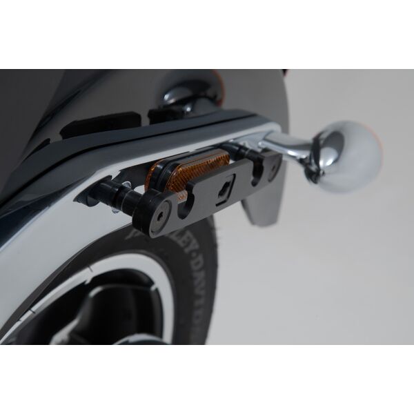sw-motech slh portapacchi laterale lh2 a sinistra - harley-david. softail low rider/ s (17-). per lh2.