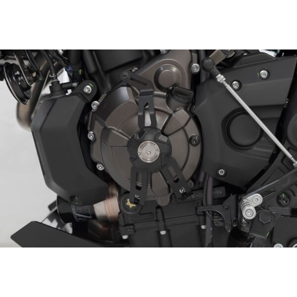 sw-motech protezione coperchio alternatore - nero. yamaha mt-07 / tracer, xsr700 / xt.