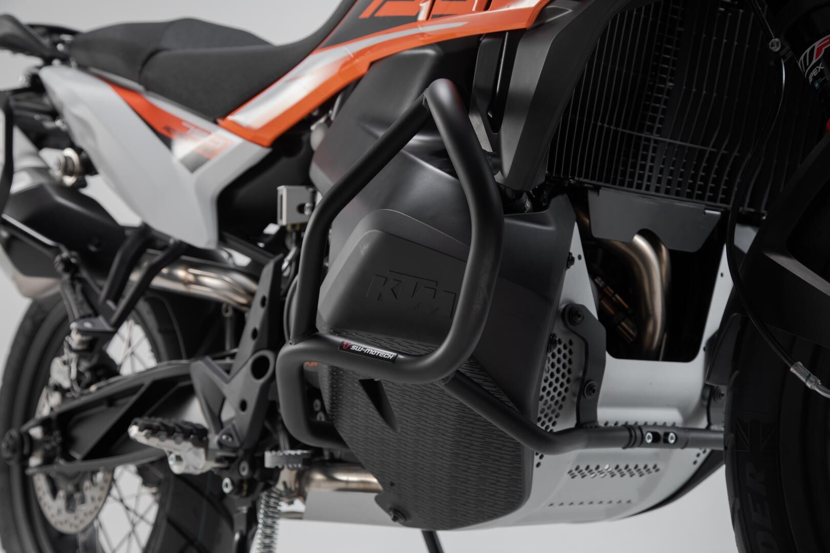 SW-Motech Crash bar - Nero. KTM 790/890 Adv/R, Husqvarna Norden 901.