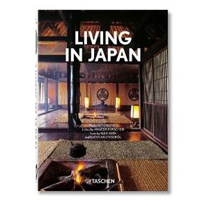 Living in Japan. 40th Ed.