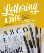 Larousse Lettering A Tope