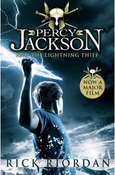 Jackson Livro Percy Jackson And Lightning Thief de Rick Riordan (Inglês)