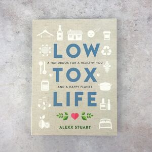 Books Low Tox Life - Alexx Stuart