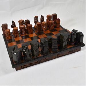 Jeu d'échecs"valise" en bois (motifs d'Amérique latine) - Publicité