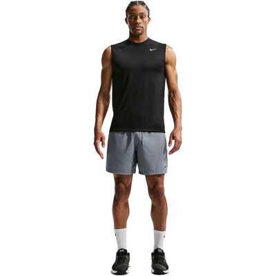 NIKE Herren Fitnessshorts Dri-FIT Form 7 grau S M NIKE Herren Fitnessshorts Dri-FIT Form 7 grau S M