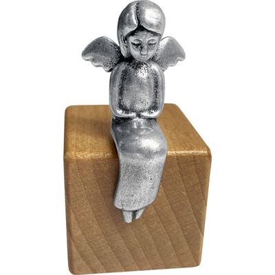 Coppenrath Verlag GmbH & Co. KG Engelfigur auf Holzwürfel – Dein Schutzengel ist bei dir Coppenrath Verlag GmbH & Co. KG Engelfigur auf Holzwürfel – Dein Schutzengel ist bei dir