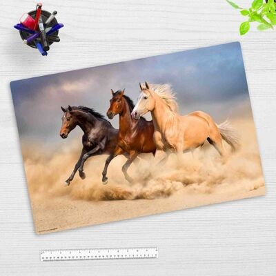 Cover-your-desk Schreibtischunterlage für Kinder und Erwachsene Drei Pferde, aus hochwertigem Vinyl , 60 x 40 cm Cover-your-desk Schreibtischunterlage für Kinder und Erwachsene Drei Pferde, aus hochwertigem Vinyl , 60 x 40 cm